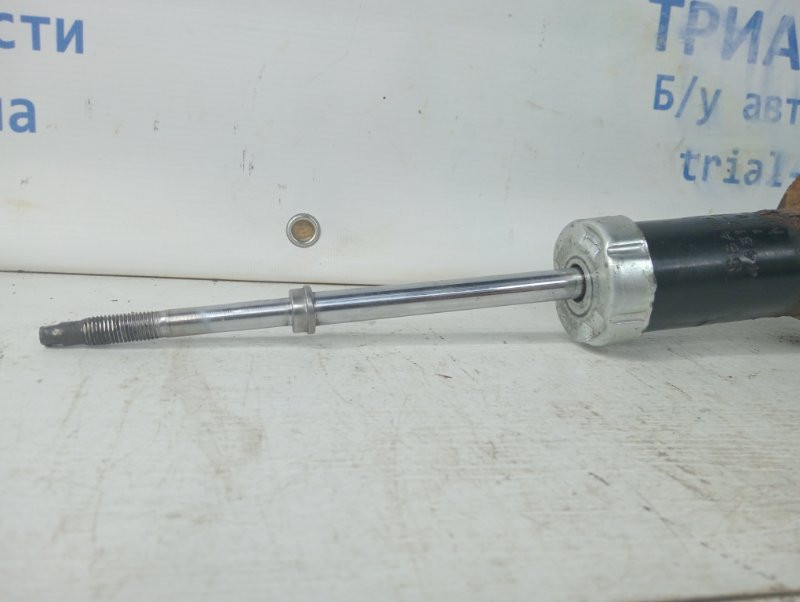 Амортизатор задний SsangYong Rexton Y250 2.7 D27DT 2006 (б/у) Киев - изображение 2