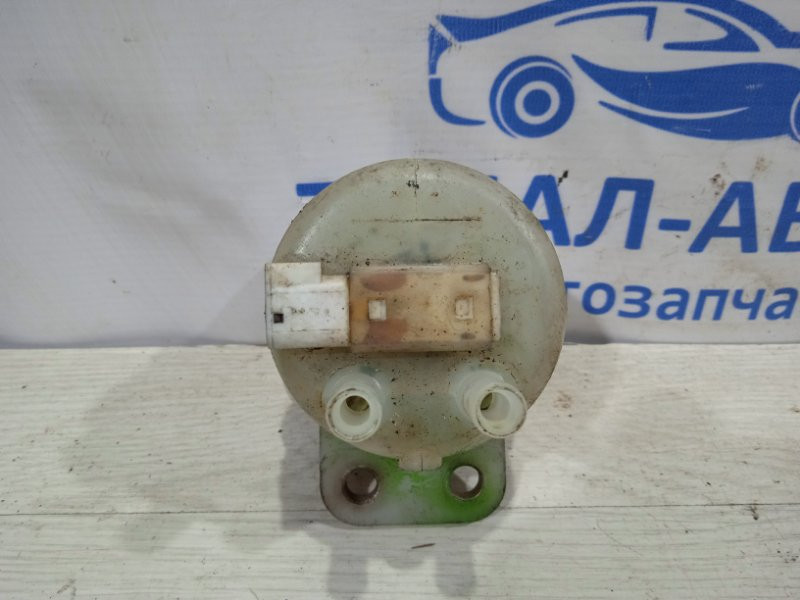 Бачок главного тормозного цилиндра Mitsubishi Outlander CU 2.4 БЕНЗИН 4G69 2003 (б/у) Киев - изображение 3