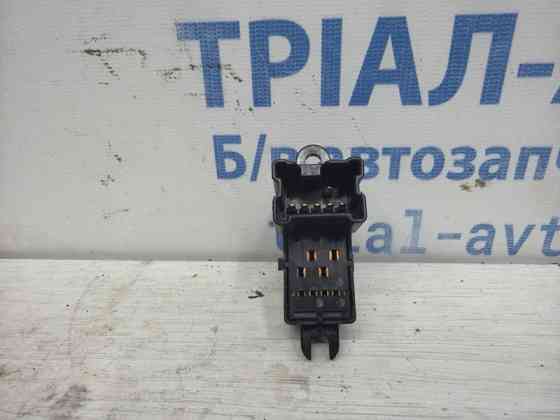 Кнопка стеклоподъемника Nissan Qashqai 2006-2013 25411BR00A (Арт. 83291) Київ