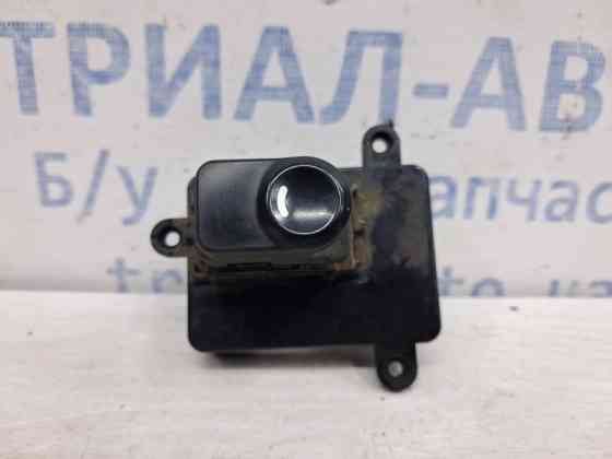 Кнопка стеклоподъемника Hyundai I30 FD 1.6 DIESEL D4FB 2007 перед. (б/у) Киев