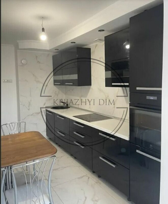 Продаж роздільної 3-х квартири м. Палац Україна. № 21145184 Київ - зображення 1