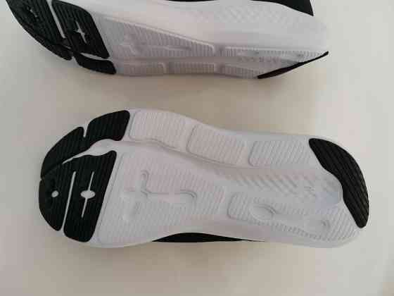 Нові оригінальні кросівки Under Armour / Розмір 36 Киев