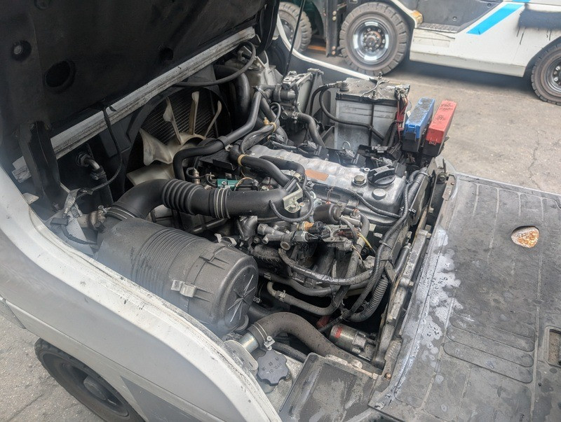 Газ-бензиновий навантажувач Nissan, 2012 року. Модель: P1F1A15D. Номiнальна вантажопідйомність 1.5 т Тернопіль - зображення 7