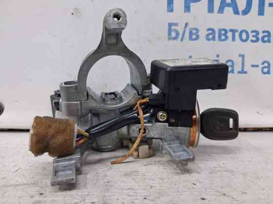 Замок зажигания Mitsubishi Pajero Wagon 3 3.2 ДИЗЕЛЬ 4M41 1999 (б/у) Киев