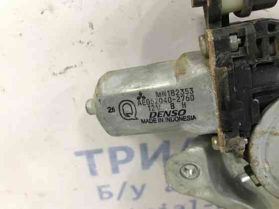 Стеклоподъемник задний правый Mitsubishi L200 KB 2.5 ДИЗЕЛЬ 4D56U 2006 (б/у) Київ