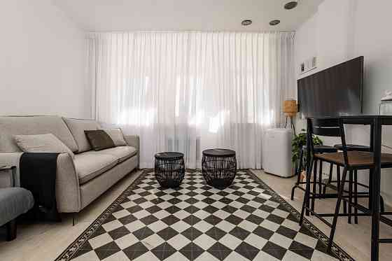 Студия у моря в Тель-Авиве и с видом на море. Миколаїв