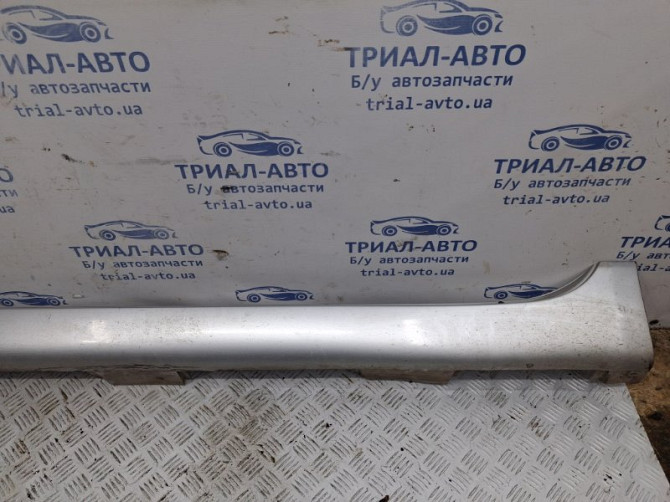 Накладка порога внешняя левая Toyota Camry 40 2.4 БЕНЗИН 2AZFE 2006 (б/у) Киев - изображение 3
