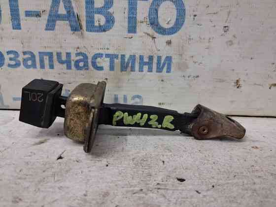 Ограничитель двери задний правый Mitsubishi Pajero Wagon 2006-2022 5732A020 (Арт. 87582) Киев