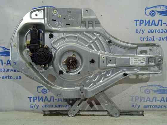 Стеклоподъемник передний правый Hyundai Tucson 2004-2009 824062e000 (Арт. 19179) Київ