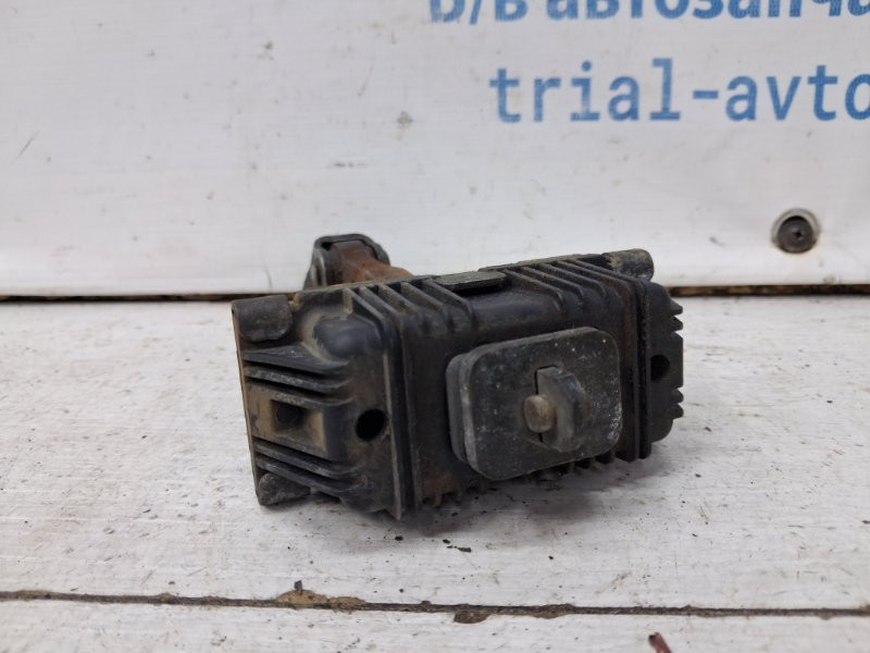 Ограничитель двери передний правый Toyota Avensis T25 2.2 DIESEL 2ADFTV 2002 (б/у) Киев - изображение 2