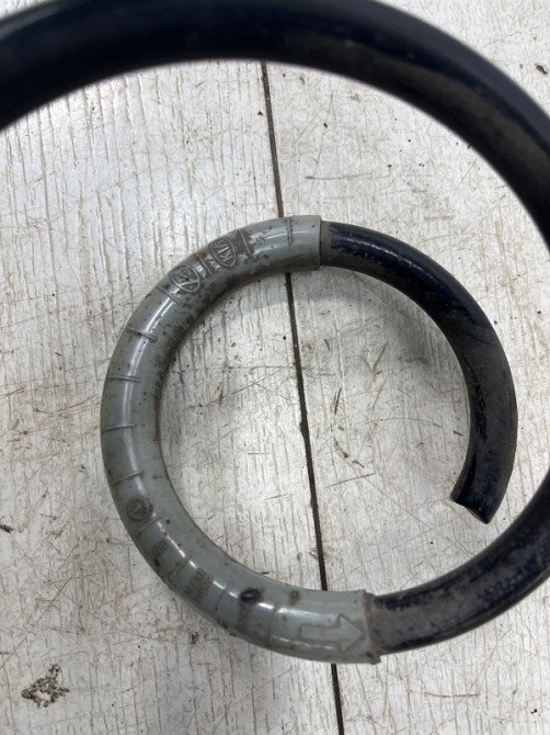 Пружина передняя Kia Sportage QL 1.7 DIESEL D4FD 2015 (б/у) Киев - изображение 5