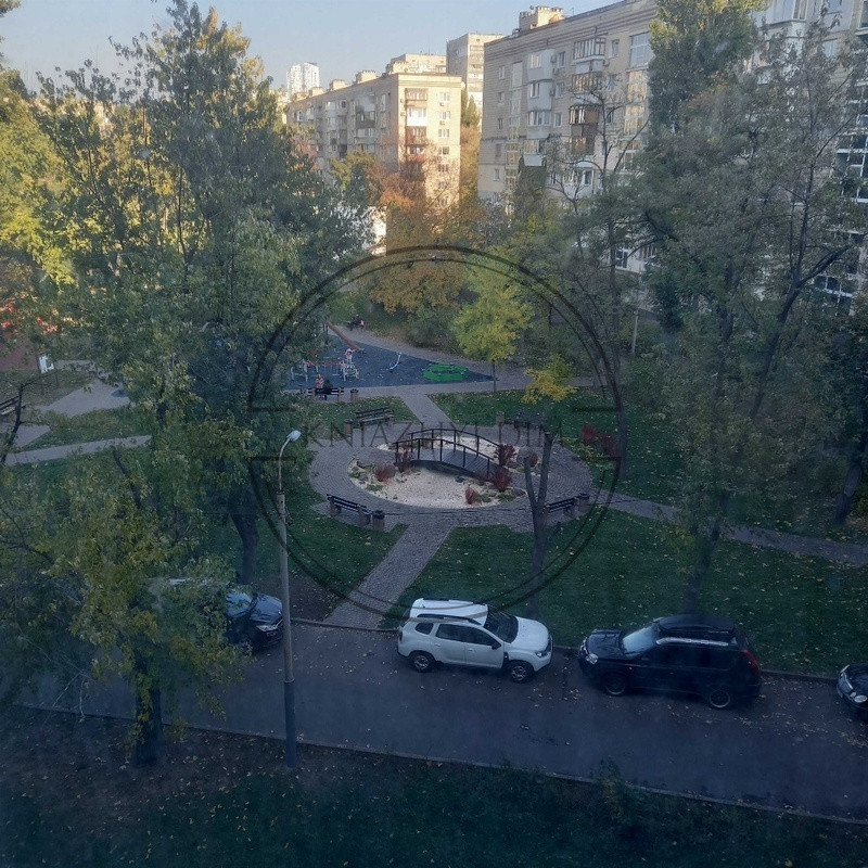 Продається 2 кімнатна квартира м. Лівобережна під ремонт КОД 21137900. Київ - зображення 2