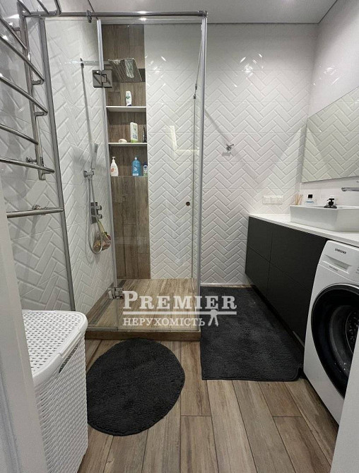 Пропонується до продажу простора трикімнатна квартира загальною площею 97 кв.м. Одеса - зображення 9