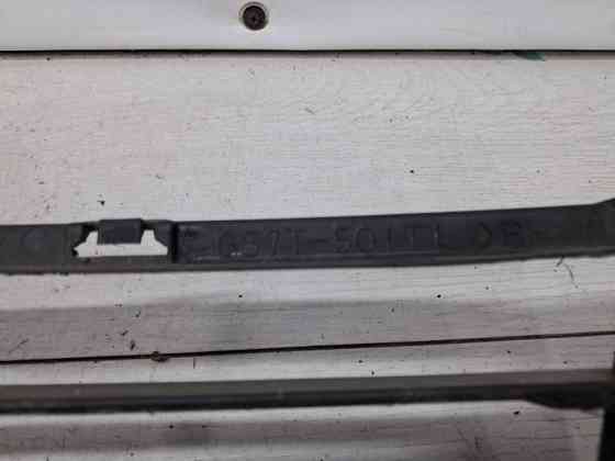 Решетка бампера центральная Mazda 6 GH 2.5 БЕНЗИН L5-VE 2007 (б/у) Киев