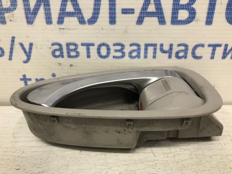 Ручка двери внутренняя левая Toyota Avensis T27 2.0 DIESEL 2009 (б/у) Киев - изображение 2