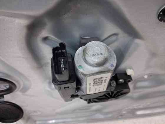 Стеклоподъемник передний правый Kia Ceed 2006-2012 824811H000 (Арт. 78951) Киев