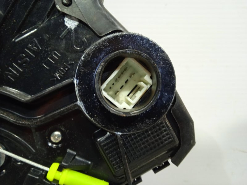 Замок двери передний левый Toyota Corolla E140 2006 (б/у) Киев - изображение 3