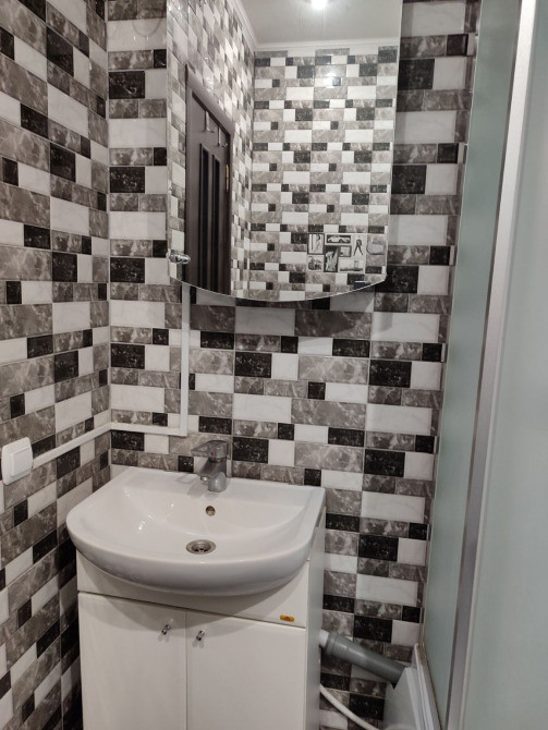 Продам 1 комнатную квартиру пос.Чубинское Киев - изображение 2