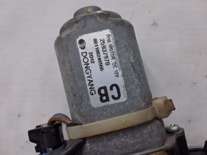 Стеклоподъемник задний правый Chevrolet Captiva C140 2.2 DIESEL Z22D1 2006 (б/у) Киев - изображение 3