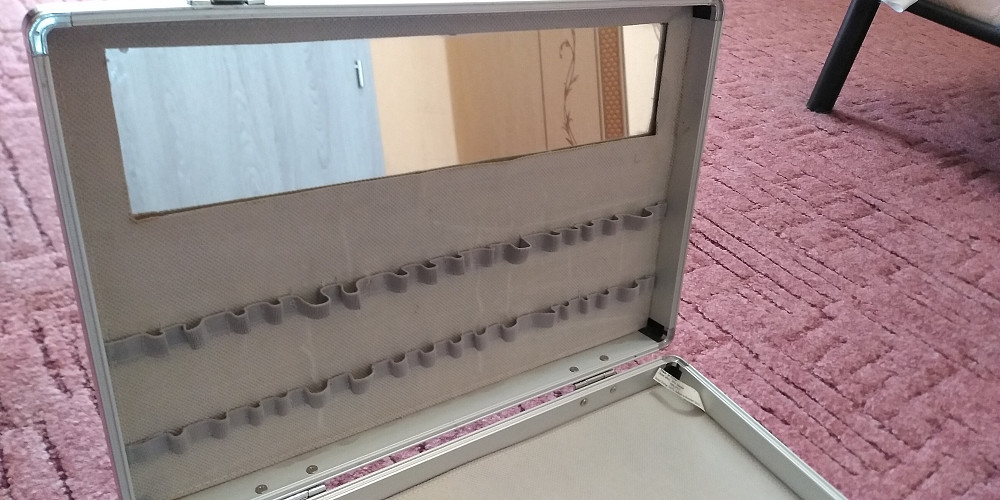 Кейс косметолога алюминиевый Вишнёвое - изображение 3