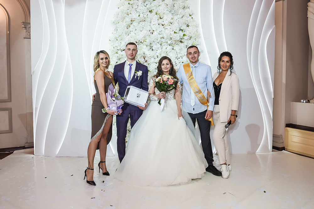 Ведущая.Тамада. Музыканты. Шоу программа. Живая музыка. Фото и видео. Флористы. Выездная церемония Одеса - зображення 5