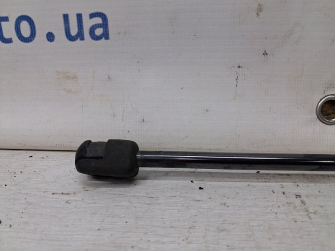 Амортизатор крышки багажника Suzuki SX4 2006-2014 8186079J00 (Арт. 64828) Київ - зображення 2