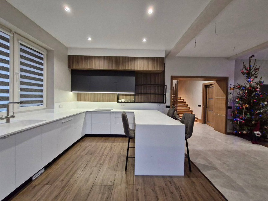 Продаж будинку в передмісті Луцька! Луцьк - зображення 2