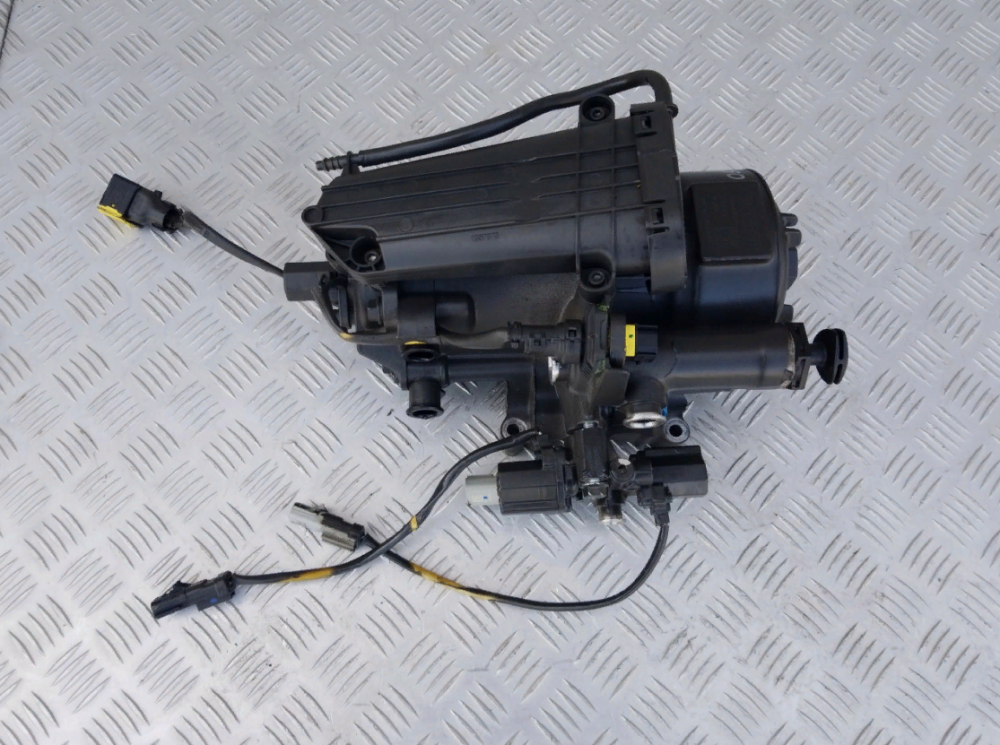 1951942 Корпус топливного фильтра DAF XF 106 Euro 6 Львов - изображение 3