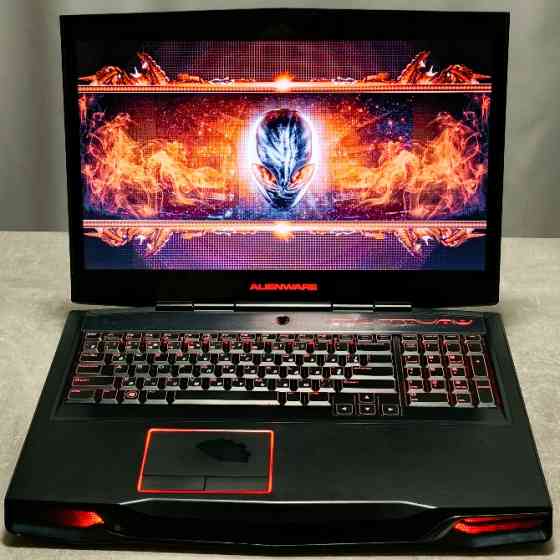 Уцінка Ігровий ноутбук Dell Alienware M17x R3 Gaming 17 17.3 RAM 16GB відеокарта AMD Radeon HD 6870M Киев