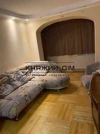 Продаж 3-кімнатної квартири на Виноградарі КОД 21146961 Київ