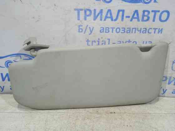 Козырек солнцезащитный правый Nissan Qashqai J10 2.0 БЕНЗИН MR20DE 2006 (б/у) Киев