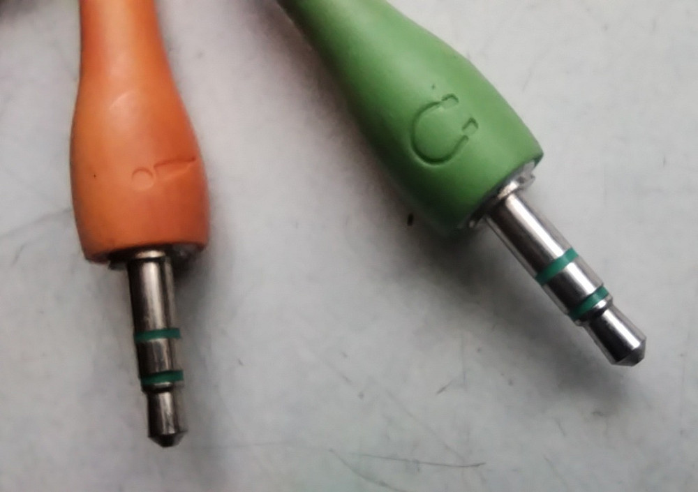 Мультимедійні навушники з мікрофоном та регулятором гучн на проводі Sven GD750MV Львів - зображення 7