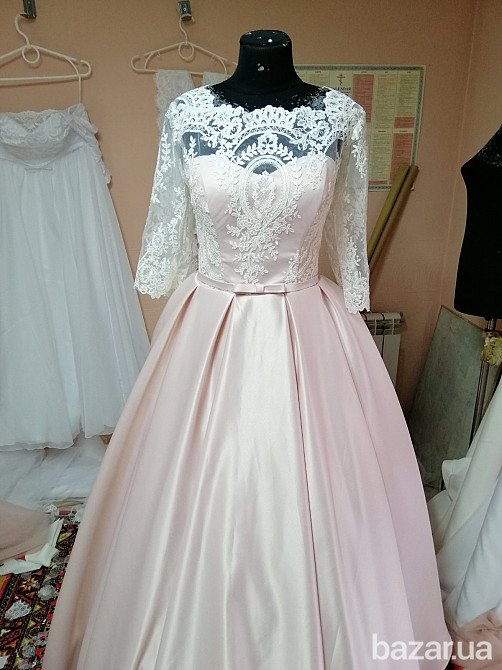 Праздничное платье с рукавами цвета нюд Киев - изображение 3