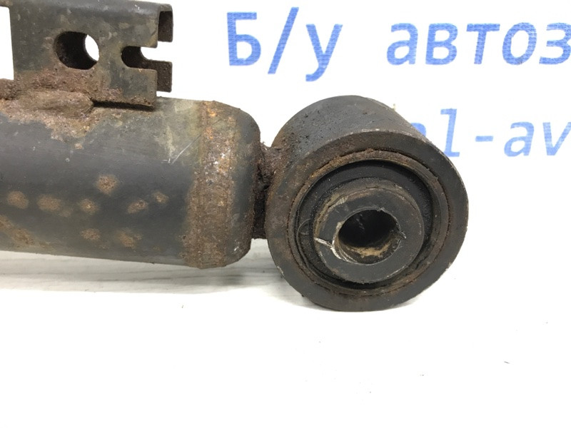 Амортизатор передний левый Mitsubishi L200 KB 2.5 ДИЗЕЛЬ 4D56U 2006 (б/у) Київ - зображення 2