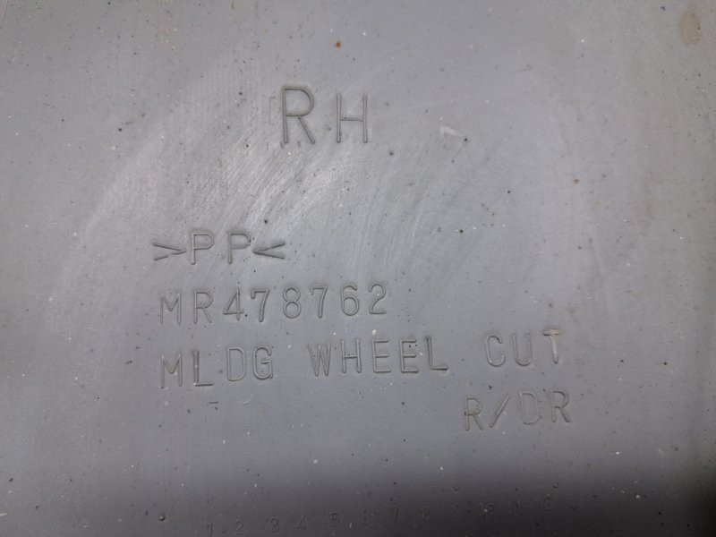 Накладка двери Mitsubishi Pajero Wagon 3 3.2 ДИЗЕЛЬ 4M41 1999 задн. прав. (б/у) Киев - изображение 7