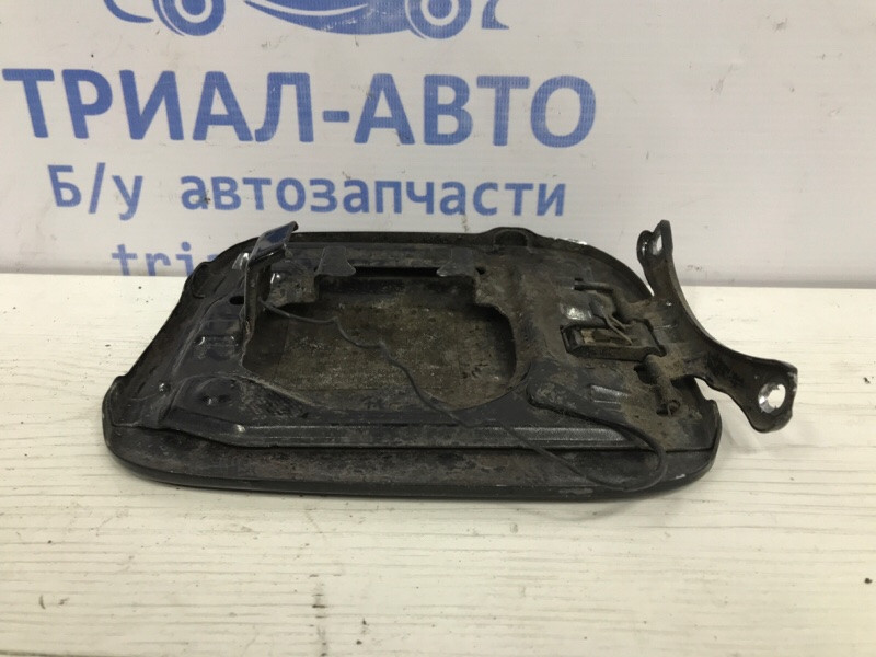 Лючок бака Toyota Avensis T25 1.8 БЕНЗИН 1ZZFE 2003 (б/у) Київ - зображення 3