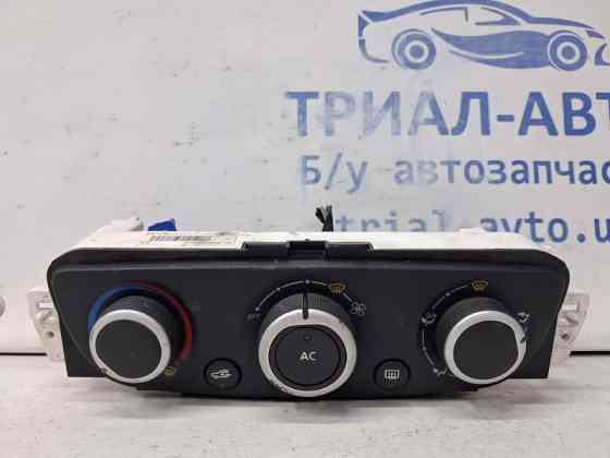 Блок управления кондиционером Renault Megane 2008-2016 1072183A (Арт. 63878) Киев