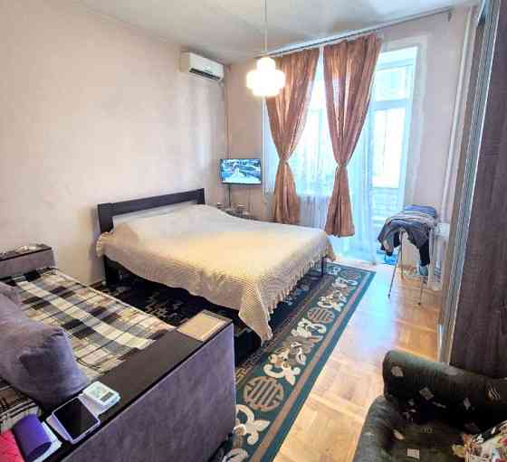 Продам 1-к квартиру (42м2) в центре, пр. Пушкина 13 / б-р Кучеревского Днепр