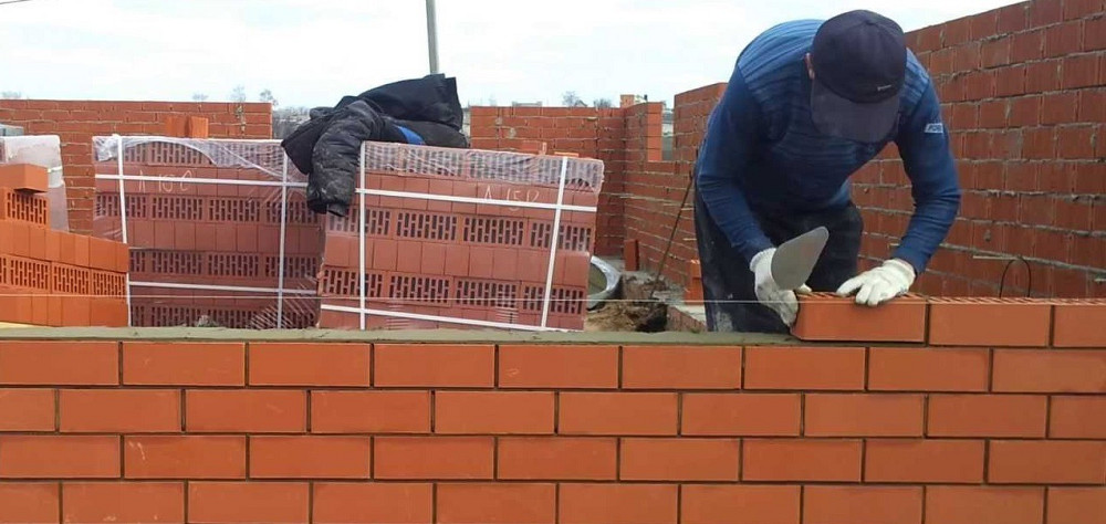 Кладка кирпича (чернового, чистового) в Киеве и Киевской области Киев - изображение 1