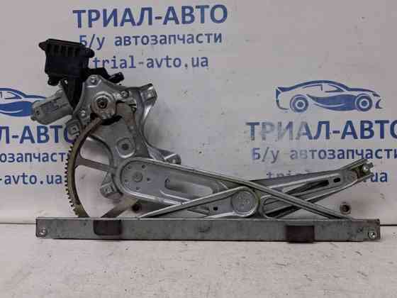 Стеклоподъемник передний правый Toyota Auris E150 1.6 БЕНЗИН 1ZRFAE 2006 (б/у) Київ