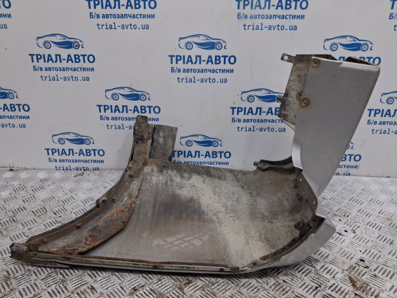 Бампер задний левый клык Mitsubishi Pajero Wagon 3 3.2 ДИЗЕЛЬ 4M41 1999 (б/у) Киев - изображение 5