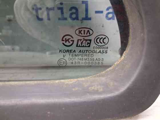 Стекло двери задней левой (форточка) Kia Sorento 2002-2011 835613E030 (Арт. 69327) Киев