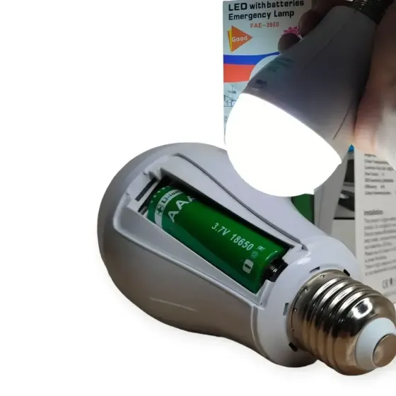 Аварійна світлодіодна лампа 20W з акумулятором на патрон Одесса