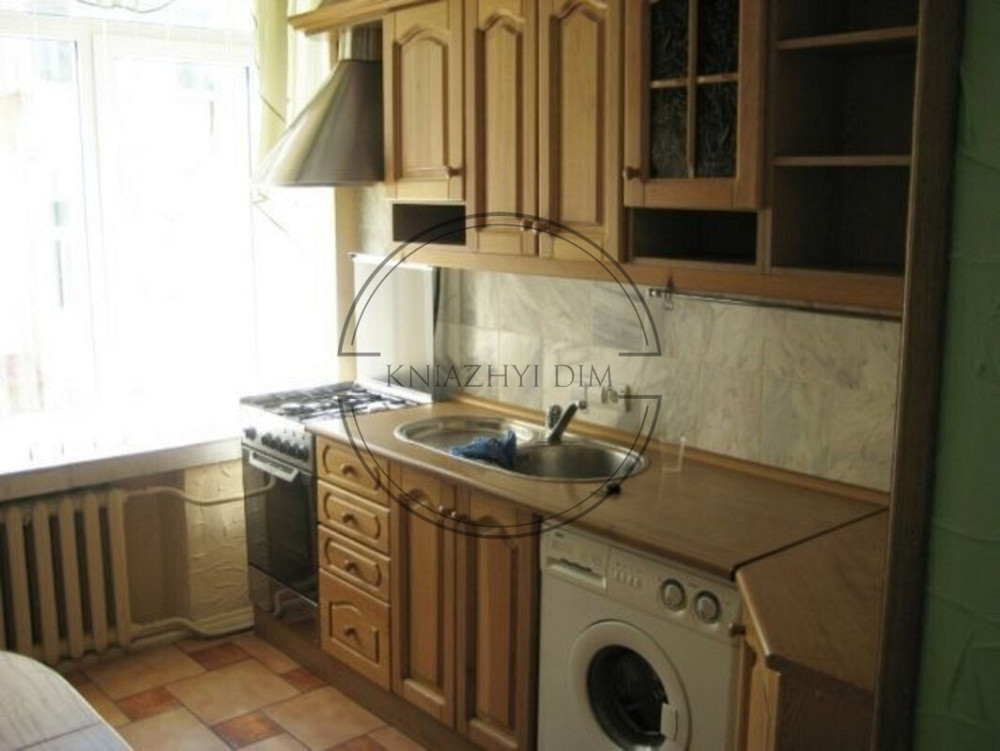 Без комисси! Отличная 3-ая квартира в центре города возле м. Золотые Ворота. Код объекта 21123561 Киев - изображение 1