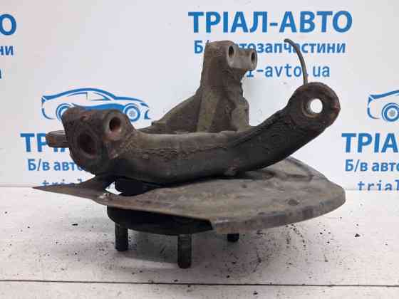 Кулак поворотный правый со ступицей Nissan Juke F15 1.6 TURBO MR16DDT 2010 (б/у) Киев