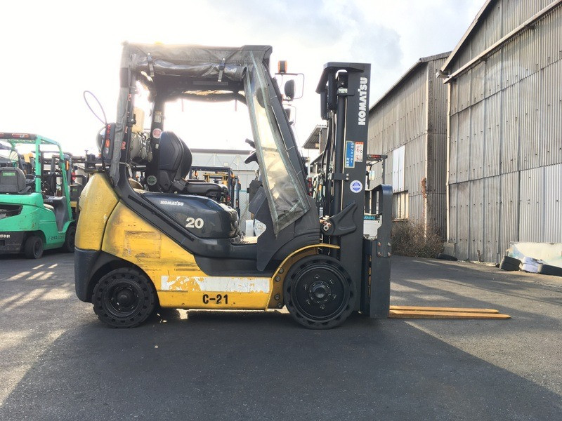 Газ-бензиновий навантажувач Komatsu, компакт з кабіною та позиціонером для кожної вили. Модель: FG20 Івано-Франківськ - зображення 1