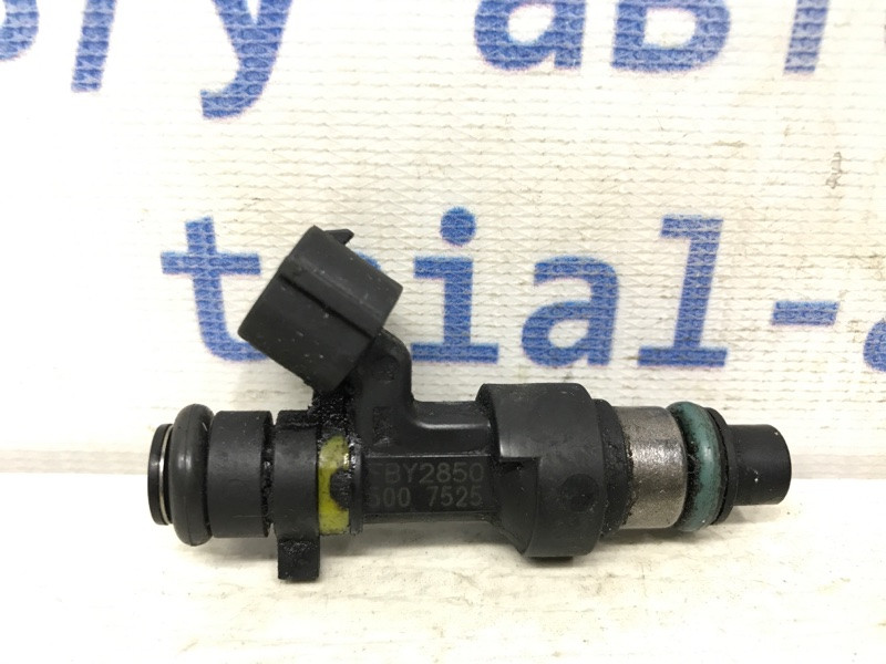 Форсунка топливная Nissan Qashqai J10 2.0 БЕНЗИН MR20DE 2006 (б/у) Киев - изображение 1