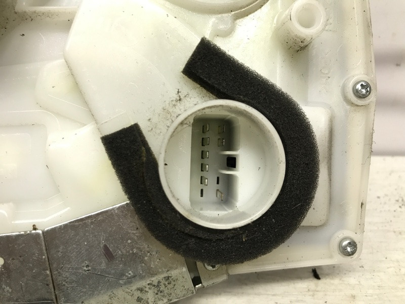 Замок двери передний правый Suzuki SX4 1 1.6 БЕНЗИН M16A 2006 (б/у) Київ - зображення 5