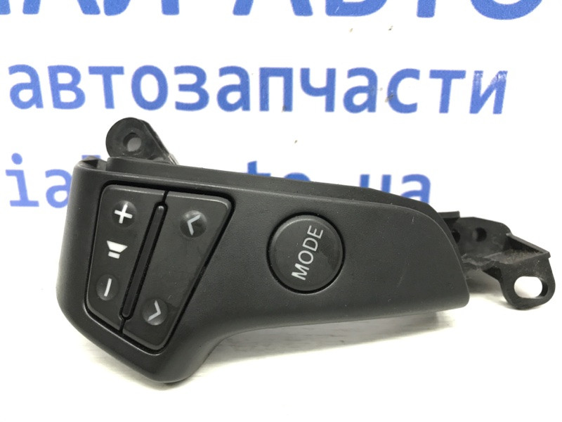 Кнопки руля Toyota Avensis T25 1.8 БЕНЗИН 1ZZFE 2002 (б/у) Київ - зображення 1