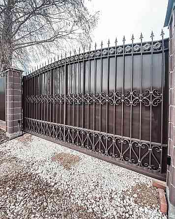 Металлические ворота в Кривом Роге Кривий Ріг